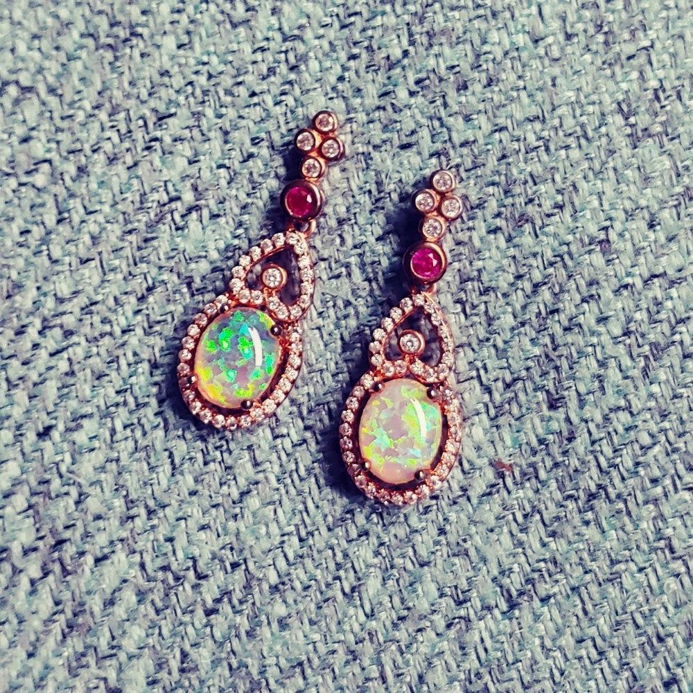 18kt rose gold opal earrings - Picture 2 of 5